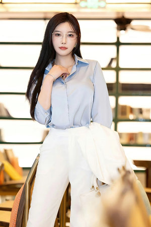 女同桌让我放学插她